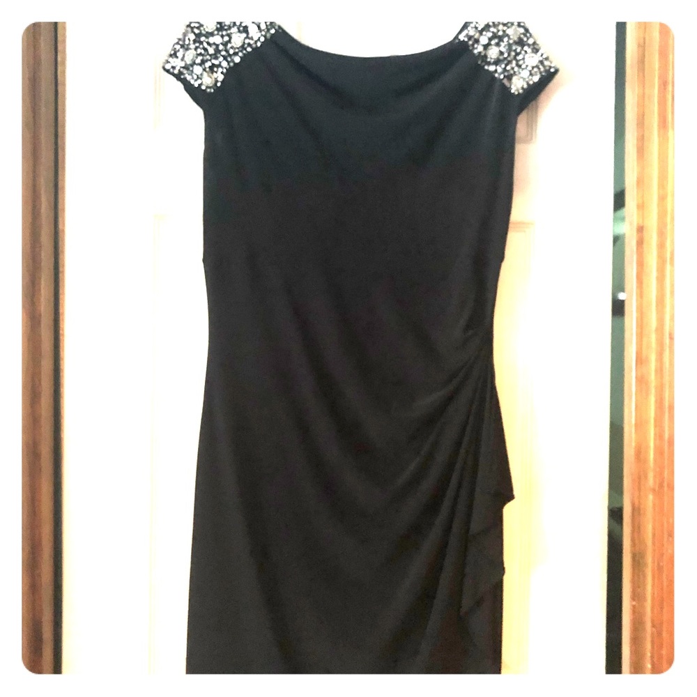 Black Cocktail dress with sequenced sleeves
